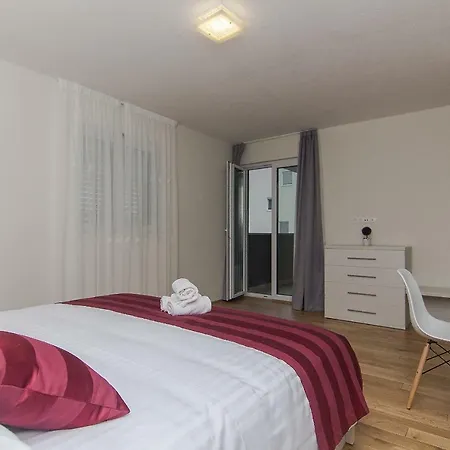 Apartament Rudez
