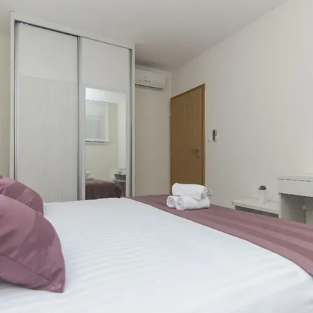 Apartament Rudez *